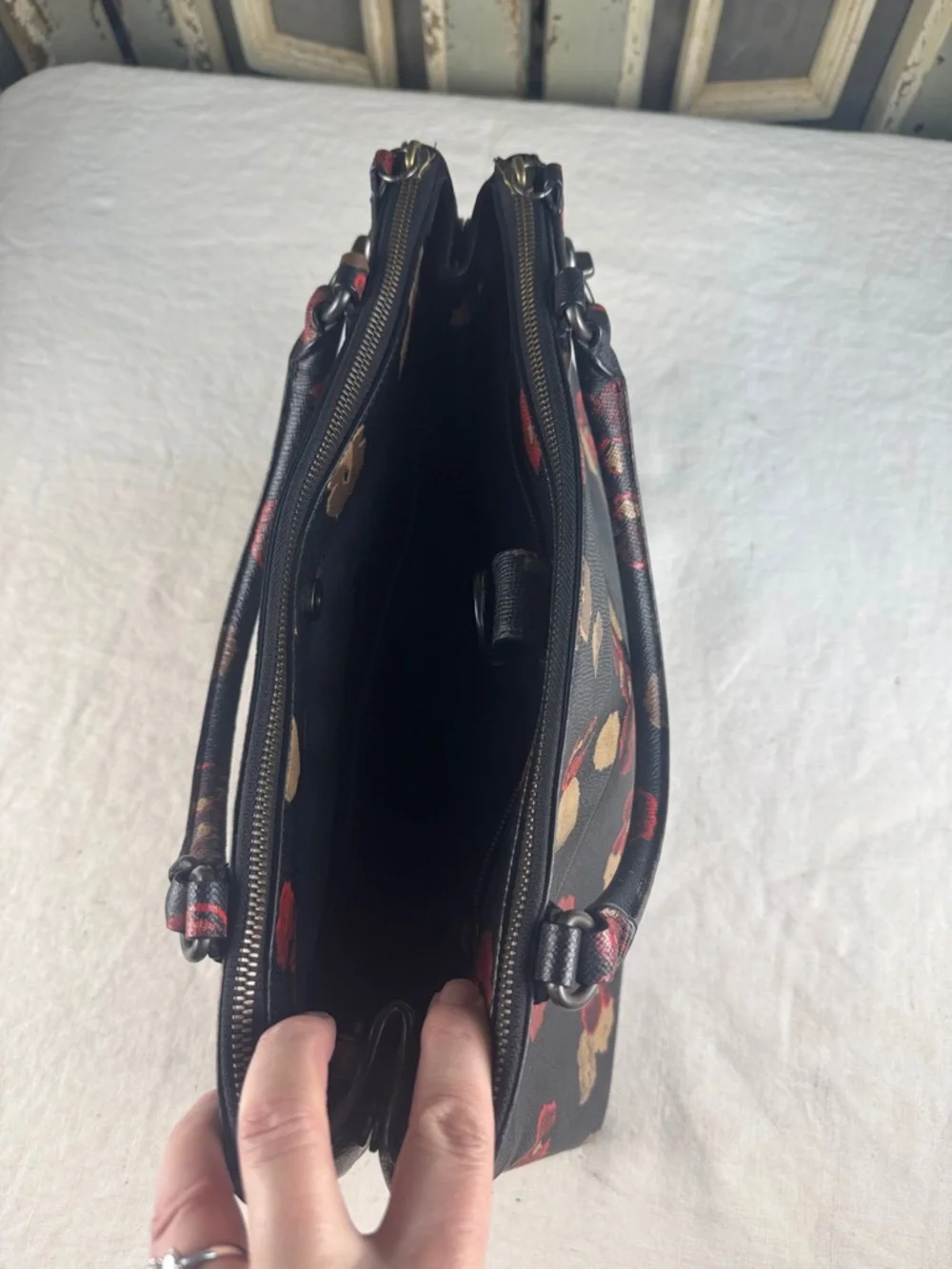 Coach Turnlock Borough Bag in Floral Print Leather. - Picture 15 of 16